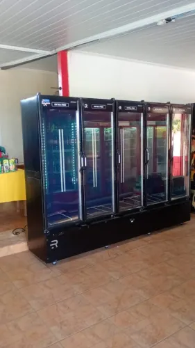 EXPOSITOR 5 PORTAS EXTRA FRIO REFRIMATE NOVO