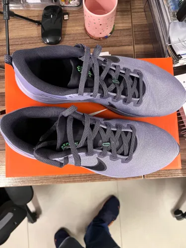 TÊNIS NIKE