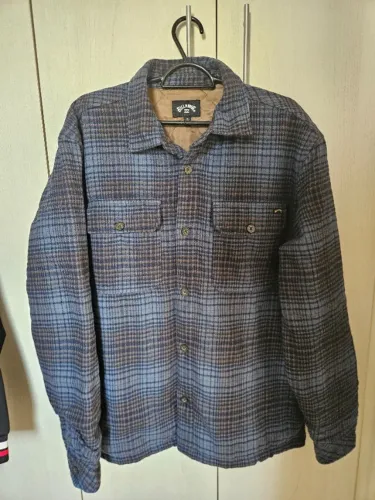 Camisa/Jaqueta Billabong - Importada - M
