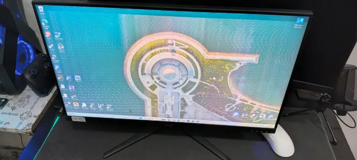 (COM DEFEITO) MONITOR Pichau CENTAURI CR24E (LEIA A DESCRIÇÃO)