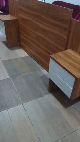 Cabeceira de Cama Móvel