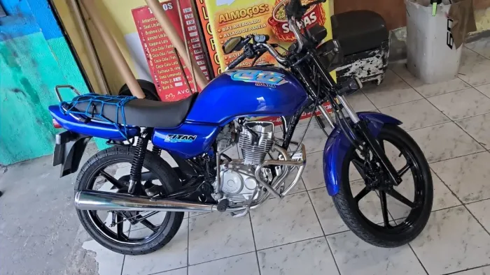 Troco em moto alta bros o xtz 