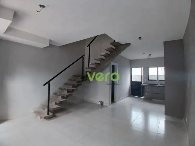 Casa com 2 dormitórios para alugar, 76 m² por R$ 3.050,00/mês - Vila Santa Maria - America