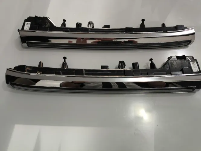 DRL GRADE FRONTAL VOLKSWAGEN TAOS 