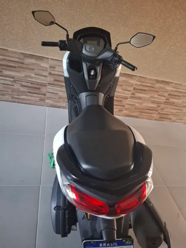 YAMAHA NMAX