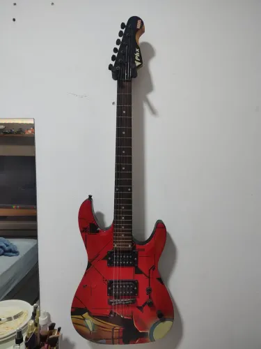 Guitarra PHX Marvel homem de ferro usada