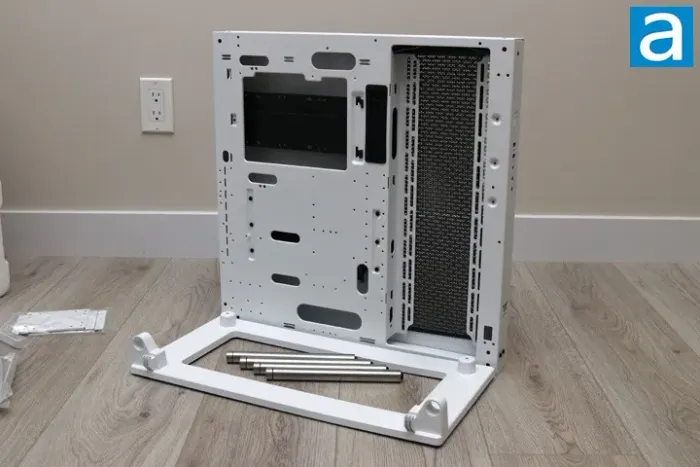 Thermaltake Core P3 Tg pro branco