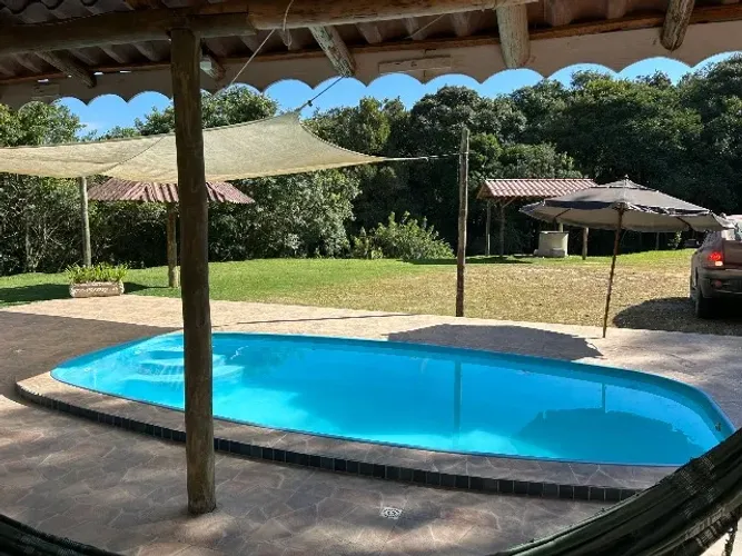 Alugo chácara com piscina aquecida
