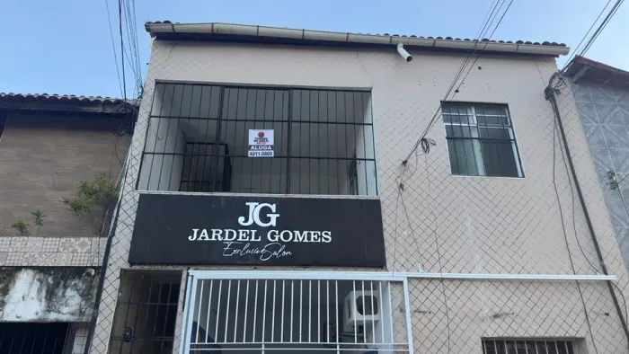 Casa para alugar em Aquiraz com 3 quartos e 120m² na Av. Santos Dumont