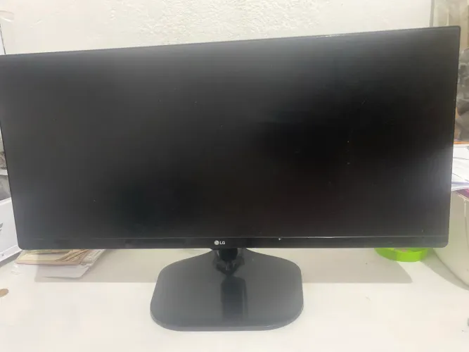 Monitor LG ULTRAWIDE 