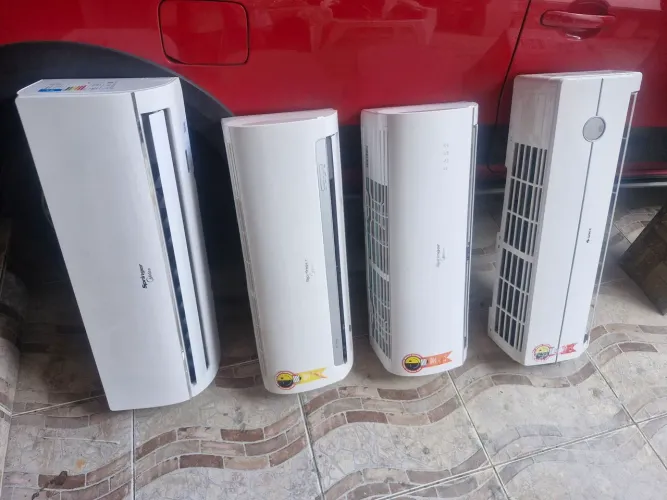 Vendo evaporadora de 9000btus é 12000btus
