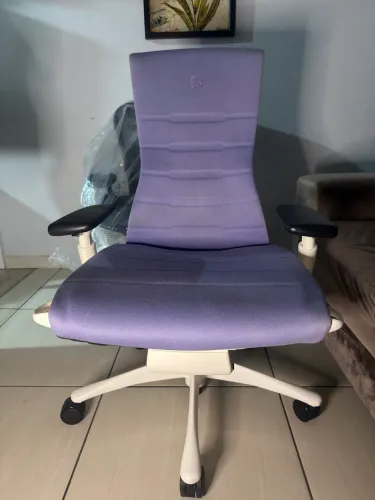 Cadeira Herman Miller Embody Gaming Amethyst 2022