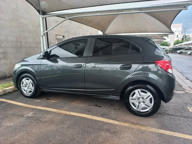 Chevrolet Onix JOY Hatch 1.0 8V Flex Mec. 4P 2018