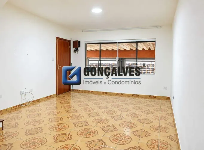 Sobrado com 178m² / 3 Dorm/ 2 Vagas à venda na Paulicéia