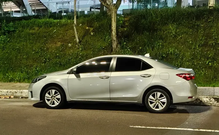 Toyota Corolla GLI 1.8 Flex 16V Aut. 2017