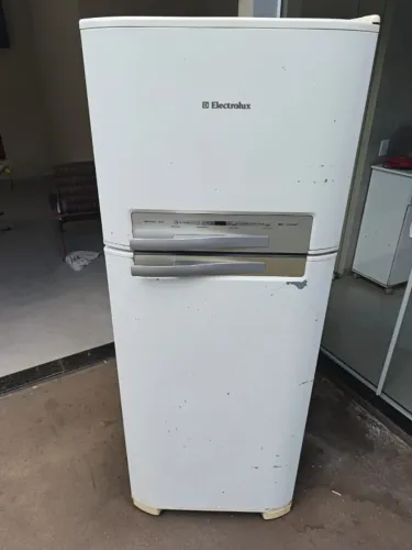 Geladeira Electrolux Frost Free DF46 - 110v