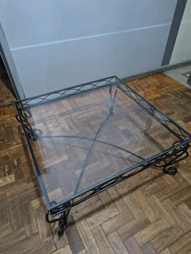 MESA DE CENTRO EM FERRO MACIÇO TAMPO DE VIDRO + BRINDE
