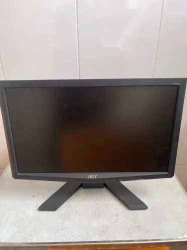 Monitor accer 18.5