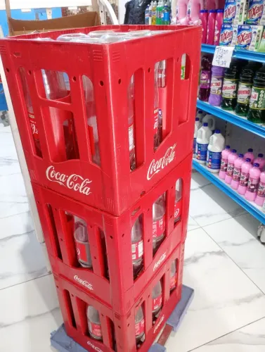Engradados de coca cola retornáveis, 2lts com vasilhames.