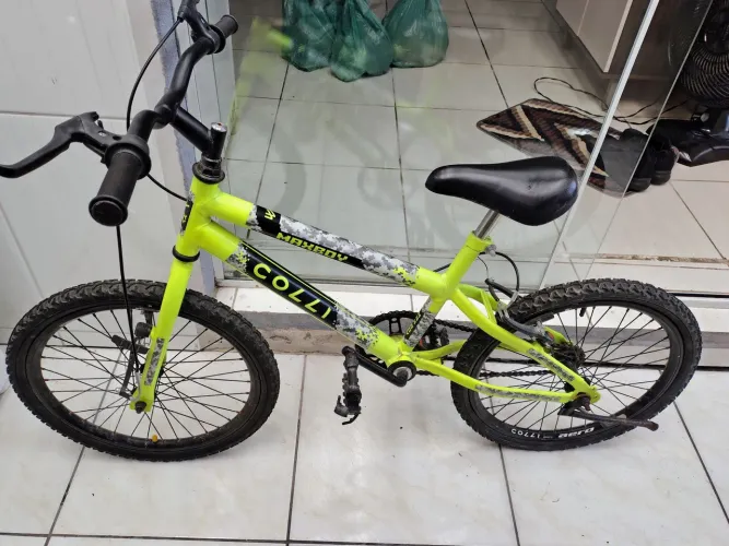 ? Bicicleta Colli Max Boy Aro 20 - R$ 270,00****
