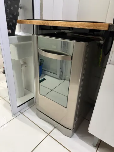 Lava-Louças Electrolux LE09X 9 Serviços Inox - Painel Blue Touch