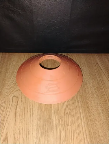 Cone e Mini Cone de treino.