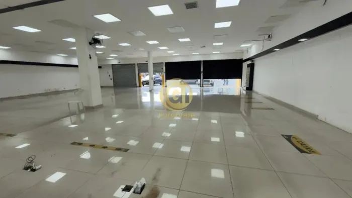 Ponto comercial para aluguel tem 200 metros quadrados em Centro - Jacareí - SP