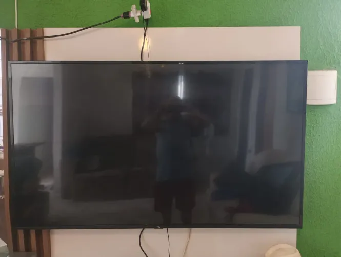 Vendo televisão 65 polegadas