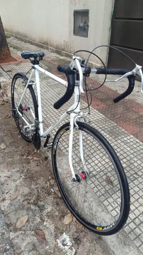 BICICLETA CALOI 10 NO PRECINHO