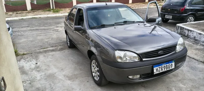 Ford Fiesta Street/ Action 1.0 8V 5P 2004