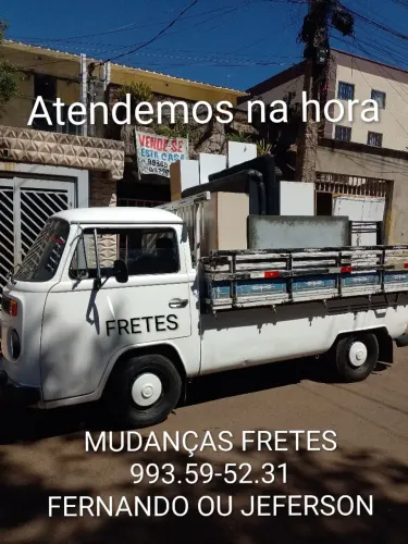 Fretes e Mudanças Atendemos na hora. 