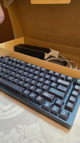 Teclado Leobog Hi75C Pro Tri-Mode 75% Alumínio RGB Wireless + Brinde