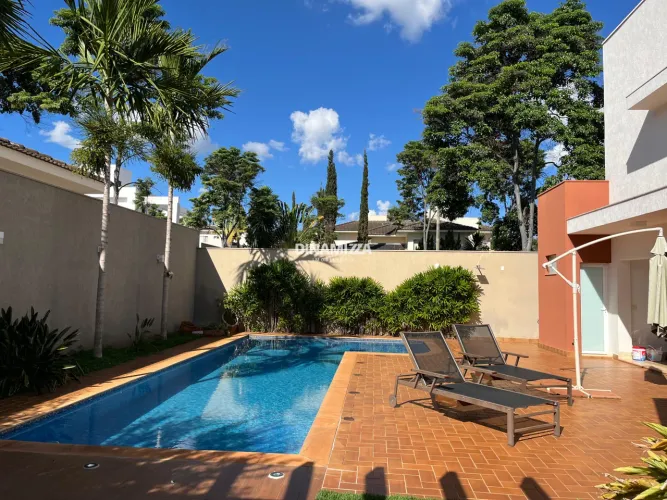 Casa - Sobrado - Flamboyant II