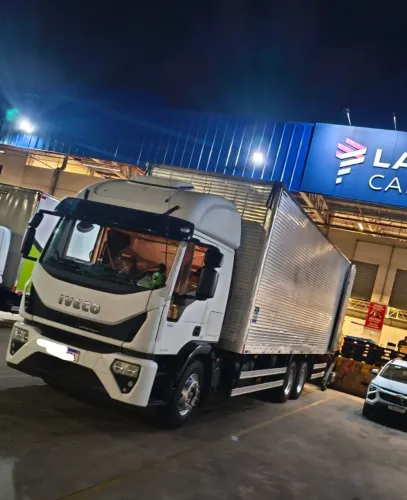 Vende-se Iveco tector 24-280 245 mil km Novo