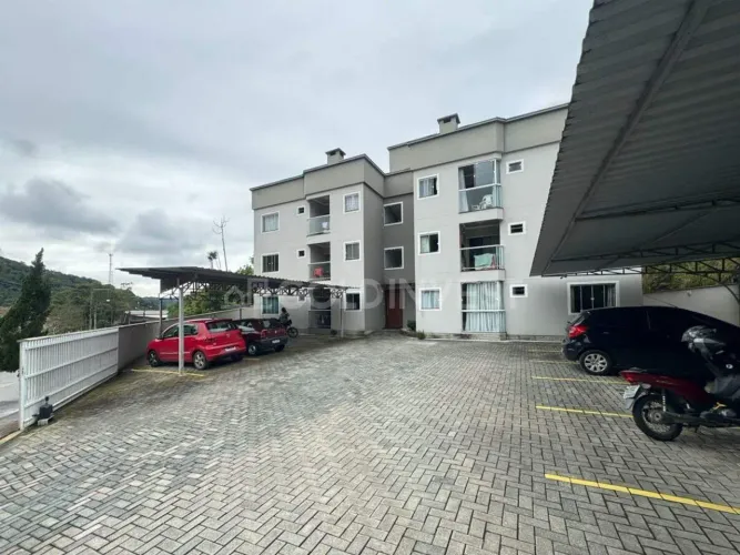 Apartamento com 2 quartos no bairro Cedrinho!!!