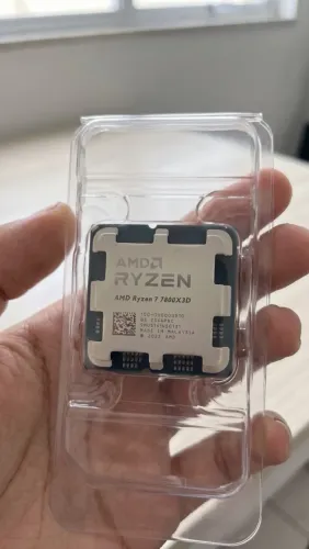 Ryzen 7 7800X3D - 1 mês de uso