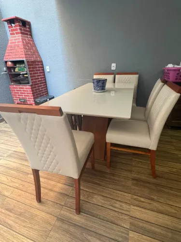 Mesa 6 cadeiras