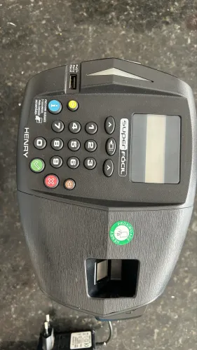 Relógio de Ponto Eletrônico