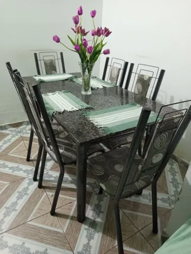 mesa de mármore/6 cadeiras