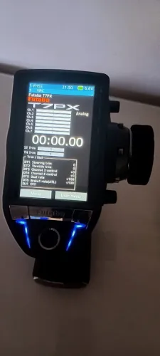 Radio Controle Automodelo Futaba 7px C/ Bateria 