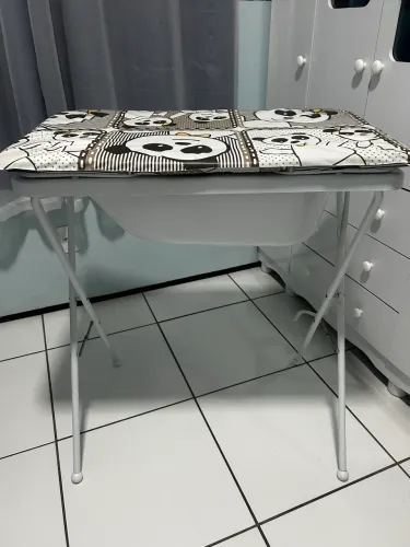 Trocador de Bebê com banheira 