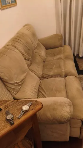 Sofá de 3 lugares bege