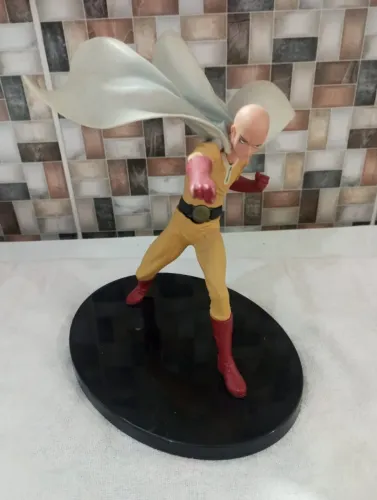 Action Figure Saitama