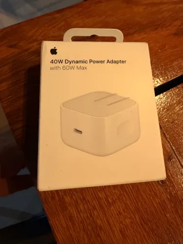 Carregador para iPhone, iPad, Apple Watch, MacBook (novo, na caixa).