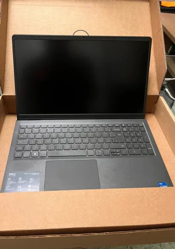 Dell Inspiron 15 - Novíssimo
