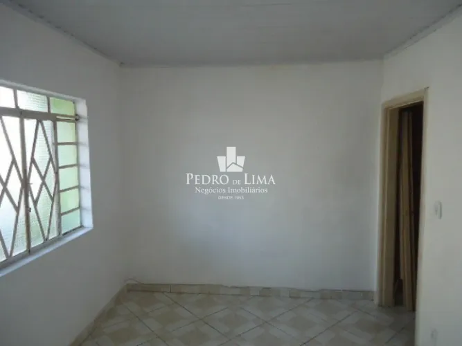 Predio misto na região da Penha