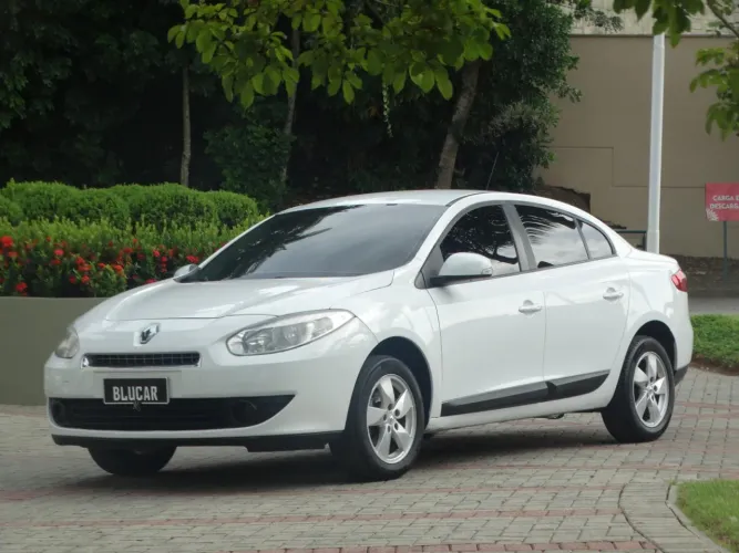 Renault Fluence Sedan Expres. 1.6 16V Flex Mec. 2013