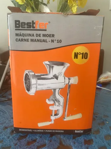 Máquina de moer carne manual