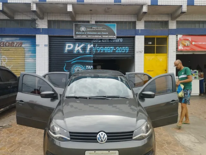 Volkswagen Voyage 1.0/1.0 City MI Total Flex 8V 4P 2013