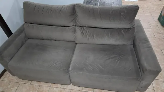 Sofa Retrátil e encosto reclinável para 4 pessoas